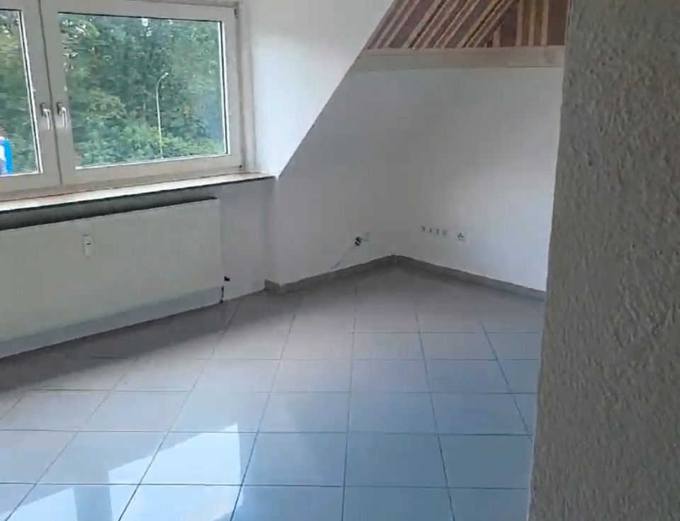 Wohnung in Gelsenkirchen mit Möbel ! Chattenstr 14 45888 Gelsenki in Gelsenkirchen