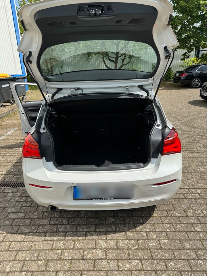 BMW 118d in einem Sehr gutem Zustand in Hilden