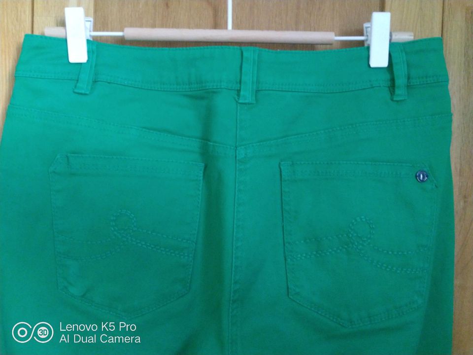 grüne Jeans-Hose von CECIL in Königsbrunn