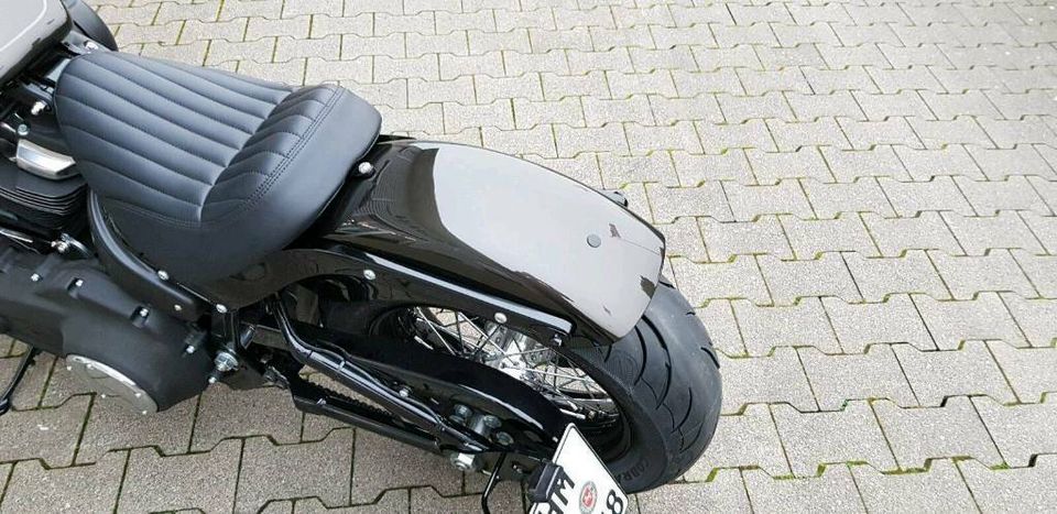 Heckumbau Serienoptik Street Bob,Slim ab 2018 Harley Davidson in Hattingen