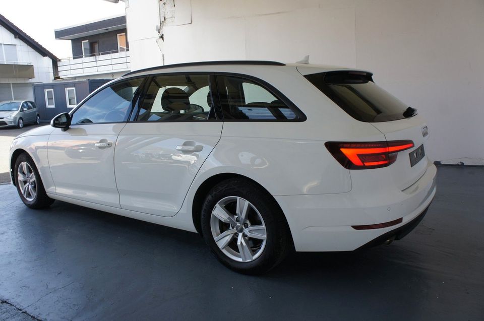 Audi A4 2.0 TDI ultra S tronic sport Avant NAVI-MATRI in Sindelfingen