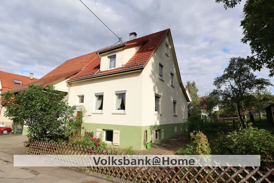 Wohnhaus mit Scheune auf großem und schönen Grundstück in Reutlingen