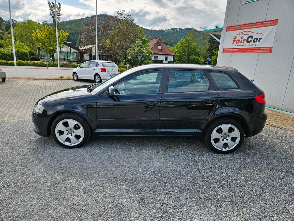 Audi A3 Sportback 1.6 Attraction *SHZ*KLIMA*TÜVNeu in Freudenberg