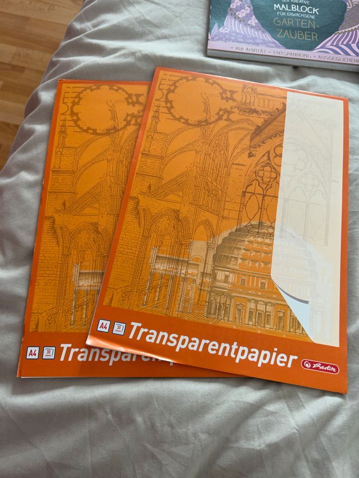 Transparentpapier/ Bunte farbige Papiere in Dortmund