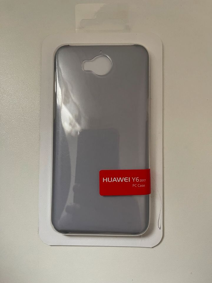 Huawei Y6 / Y6 pro 2017/2018 Hüllen und Panzerglas Nur 1€ pro in Gießen