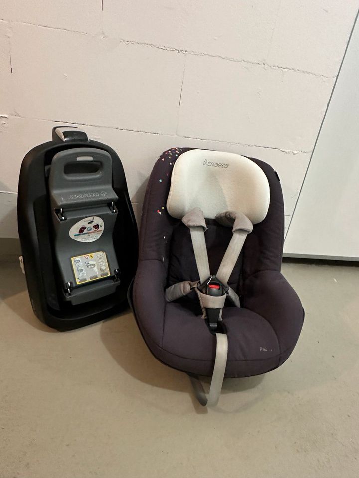 Maxi Cosi Pearl, Inklusive Isofix Station in Wendlingen am Neckar