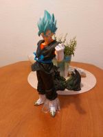 Dragon Ball Super Anime Manga SSJSSB Vegeto figur (Statue) 30€ Berlin - Reinickendorf Vorschau