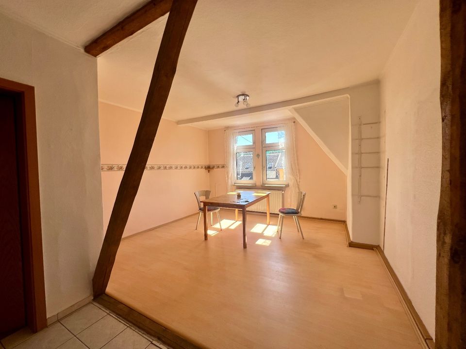 Große 3-Raumwohnung mit Einbauküche und Balkon in Falkenstein/Vogtland
