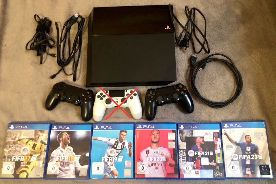 PS4/PlayStation 4 mit 2 Controller, 2 Ladekabel,1 HDMI, 6 x Fifa in Eisleben