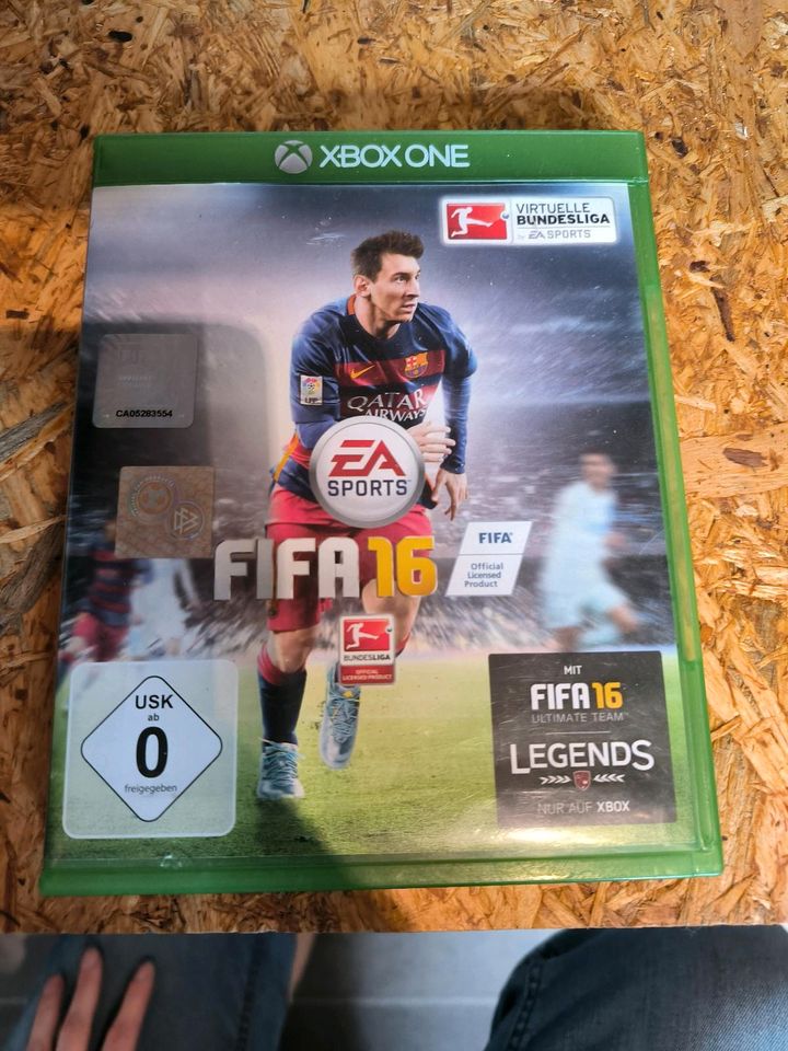FIFA 16 Xbox one in Bad Laasphe