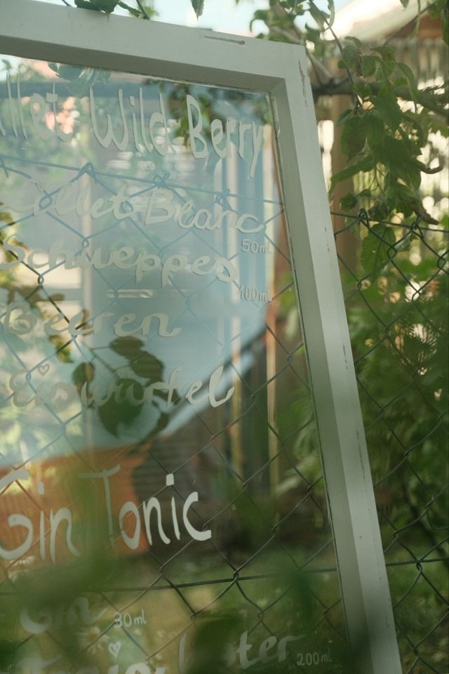 Alte Fenster zu vermieten- Deko für Hochzeiten u. Events in Römerstein