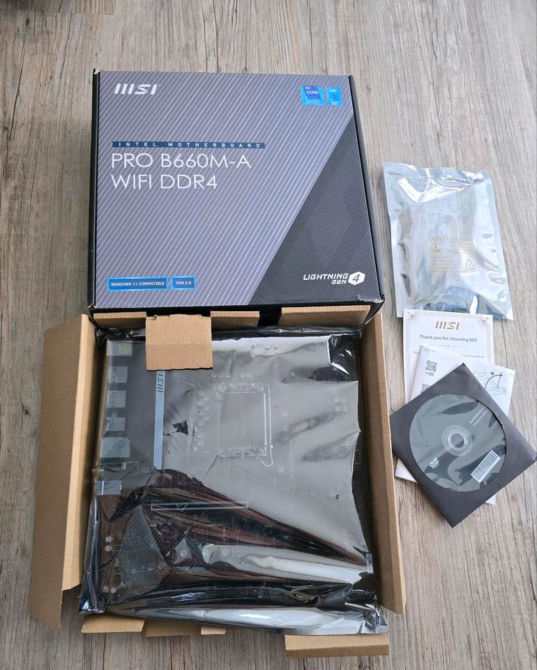 MSI PRO B660M-A WIFI DDR4 PC Mainboard mATX  LGA 1700 in Dresden