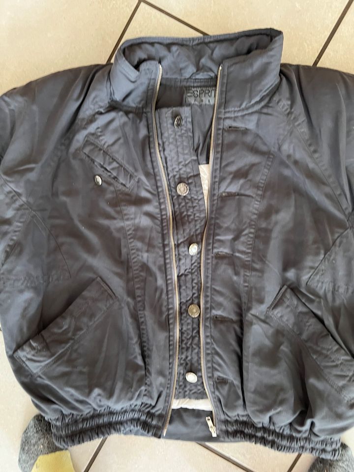 ESPRIT Sport Jacke, Gr. L, Winterjacke, original 90er Jahre in Friedberg (Hessen)