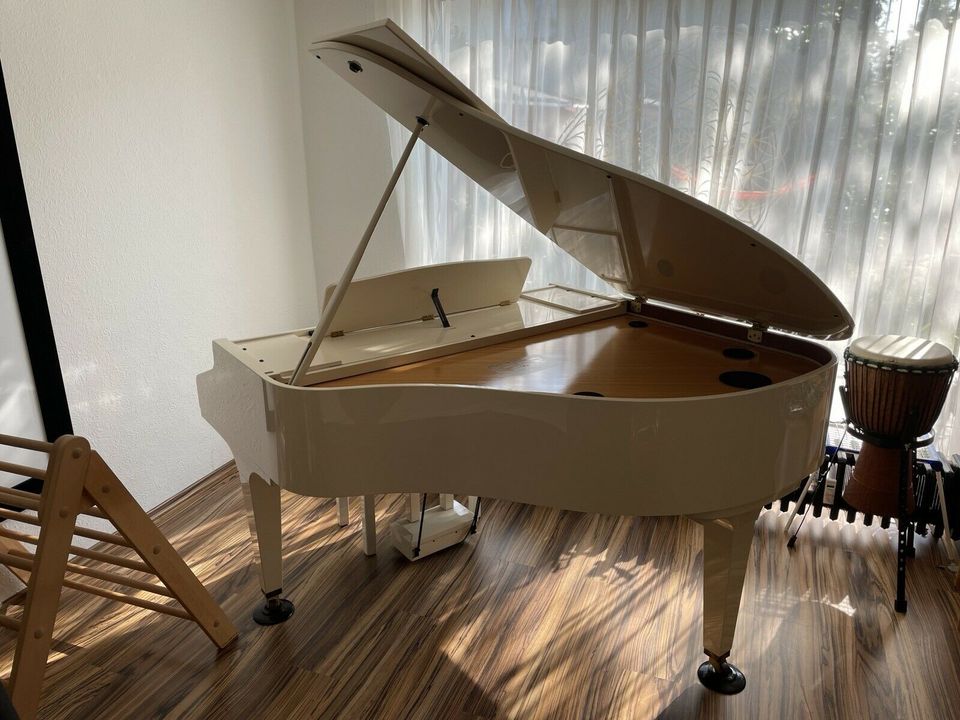 Weiße Flügel Kawai CP 205 - Klavier -E Piano - Unikat - NP25000€ in Ratingen