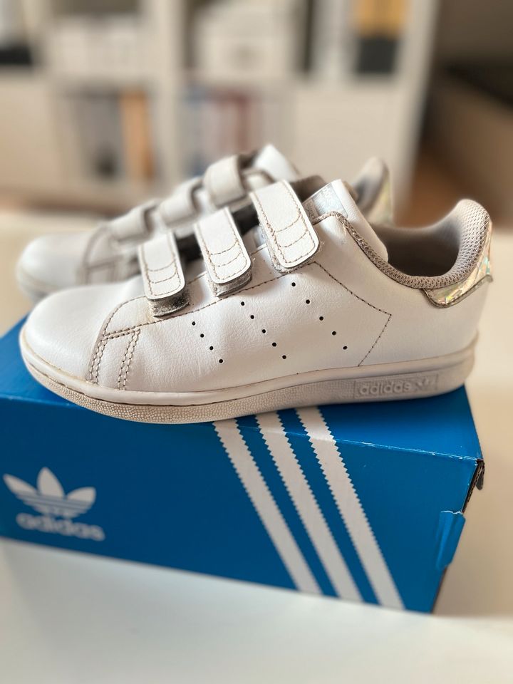 Stan Smith Glitzer Gr 31 Adidas in Oststeinbek