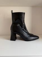 Stiefel von Stradivarius Berlin - Treptow Vorschau