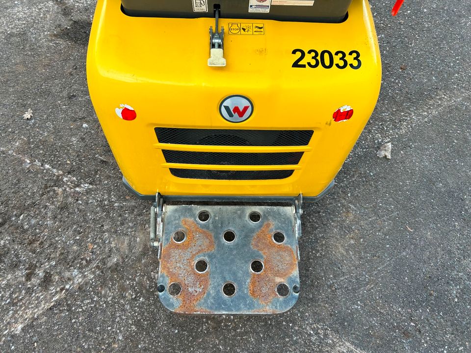 Vermietung Kettendumper Wacker Neuson DT08 in Neustrelitz