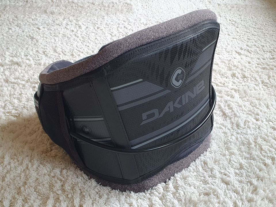 Dakine C-2 Hardshell harness - Size M (kitesurf, windsurf) in München