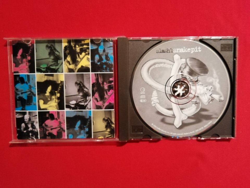 CD  "  Slash's Snakepit  "  It's Five O'Clock Somewhere in Buggingen