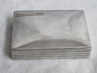 Kleine Silberschatulle Silberkassette 830er Silber mit Goldapplik Niedersachsen - Lüneburg Vorschau