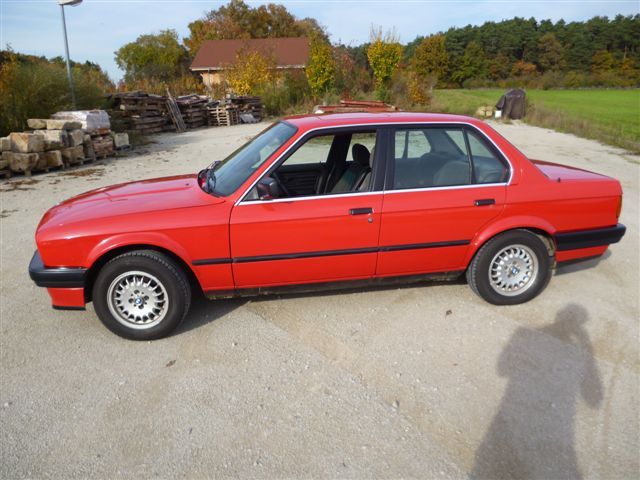 BMW 316i E30 in Poxdorf