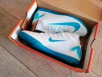 Original Nike Hallenschuh neu!!! Gr. 41 Sachsen - Thum Vorschau