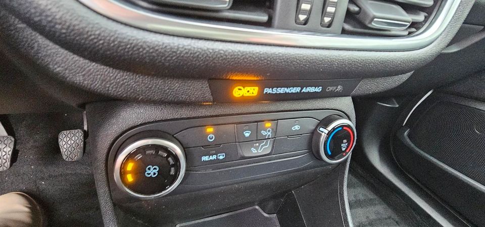 Ford Fiesta 1.1 TREND Klimaanlage Cool & Sound-Paket in Gronau (Westfalen)