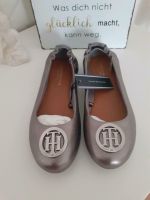 Tommy Hilfiger Ballerina silber gr. 38 #NEU# Saarland - Heusweiler Vorschau