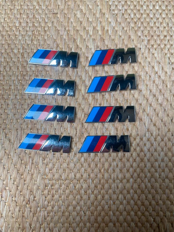 Bmw m Emblem 8058881 in Klein Pampau