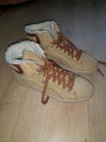 Boots Turnschuhe Puma camel Gr 40 Hessen - Taunusstein Vorschau