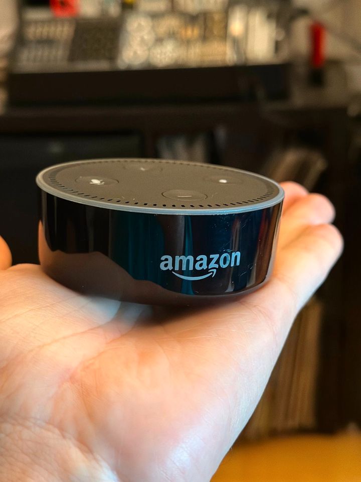 Amazon Alexa Echo Dot Gen 1 in Köln