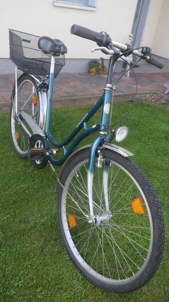 Hartje Damen- Mädchen Fahrrad 26 Zoll.3 Gang, RH-50cm, alles OK. in Lachendorf