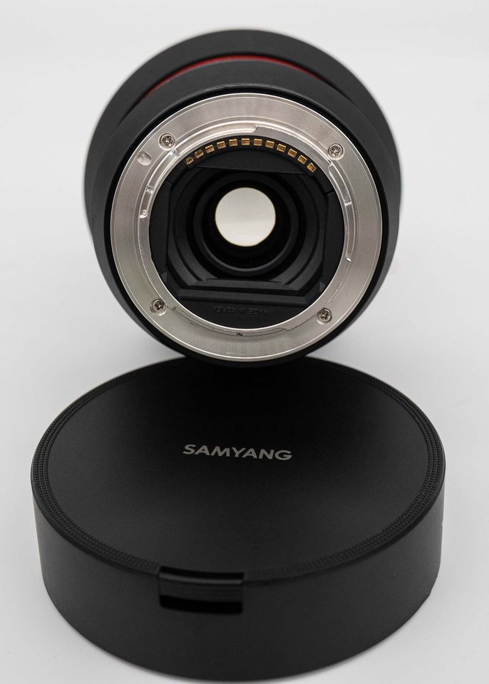 Ultraweitwinkel Objektiv Samyang AF 14 mm F2.8 FE für Sony E-Moun in Schutterwald