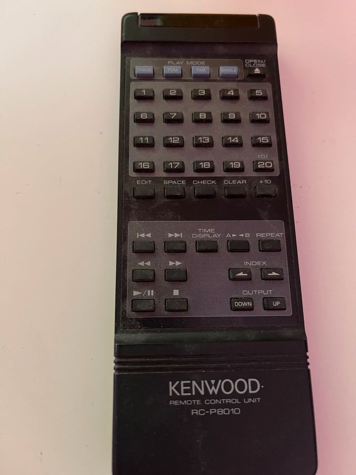 Kenwood KT 2010L Quartz Synthesizer AM-FMStereo Tuner in Ratingen