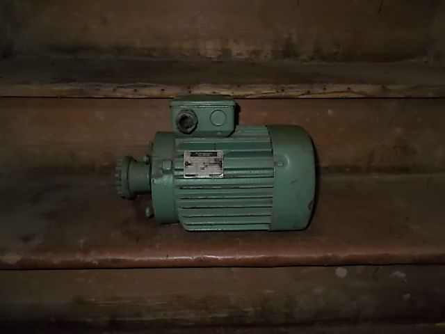 E - Motor 380V / 1,1KW / 1450 1/min für ORPU Wasserpumpen in Frauenstein