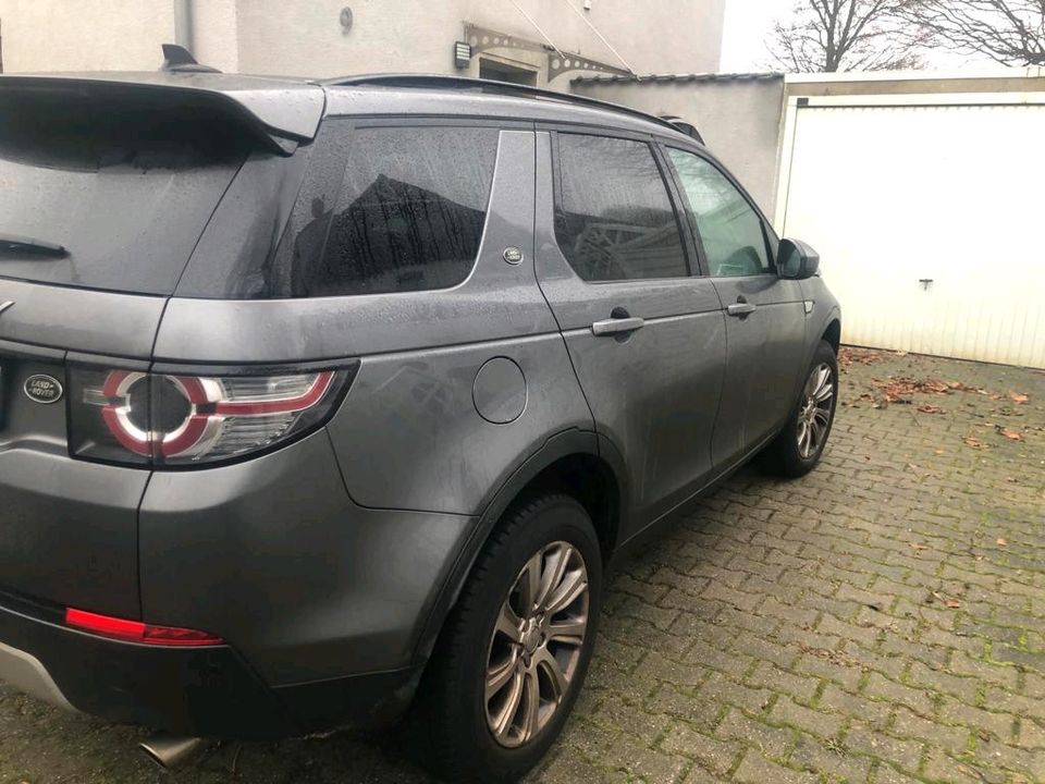 Land Rover Discovery Sport in Dortmund