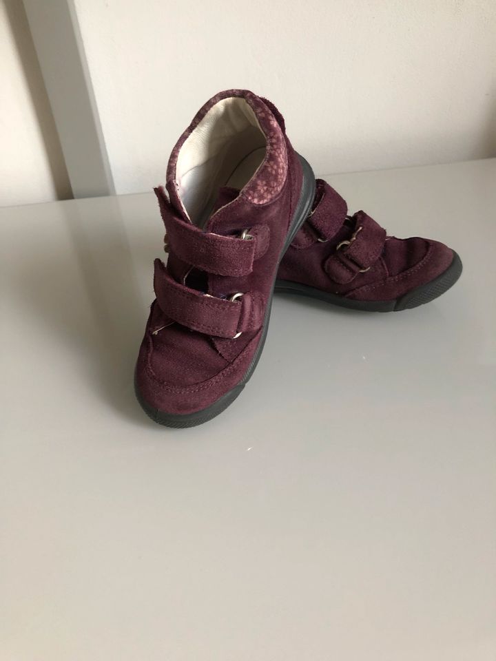 Mädchenschuhe 26 in München