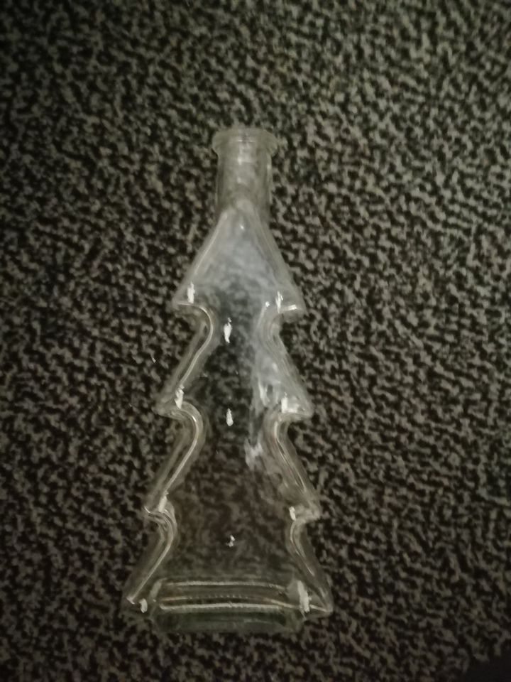 Flasche Form Tannenbaum Größe 20 cm in Holzwickede