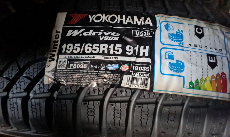 1x 195/65R15 Winterreifen Yokohama V905 NEU in Eibenstock