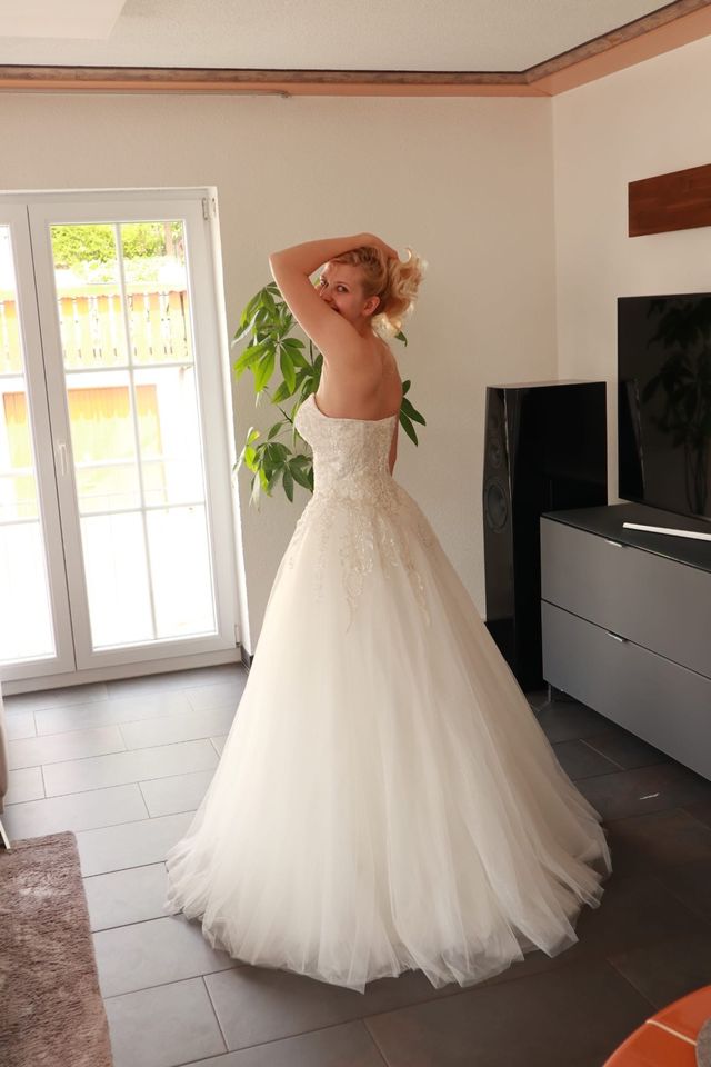 Brautkleid Gr.36 Neu in Leonberg