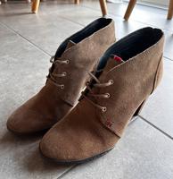 Tommy Hilfiger Stiefeletten Wildleder in hellbraun Hessen - Wöllstadt Vorschau