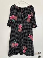 S.Oliver Kleid gepunktet Blumen Sommerkleid 40 Niedersachsen - Vechta Vorschau