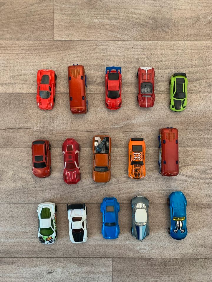 15teiliges Auto Set „Hot Wheels“ für 7€ in Arnstadt