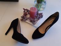 Pumps Gr 39 schwarz NEU - Weißes Kleid Gr M NEU und mehr... Hessen - Kassel Vorschau