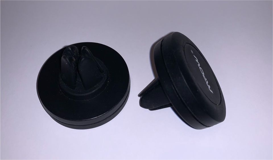 2 Magnet-Handyhalterungen für den Luftungsschlitz (neuwertig) in Malsch