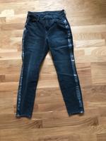 MAC Jeans grau Gr 34/27 neuwertig Hessen - Ahnatal Vorschau