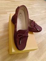Tod‘s Gommino Mokassins Damenschuhe Gr. 35,5 Fast Neu Kr. München - Unterschleißheim Vorschau