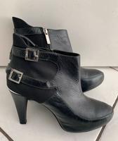 Emporio Armani Stiefeletten Gr.40 ungetragen inkl.Versand Kr. München - Grasbrunn Vorschau