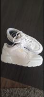 Puma Plateau Schuhe 37,5 weiß Baden-Württemberg - Konstanz Vorschau