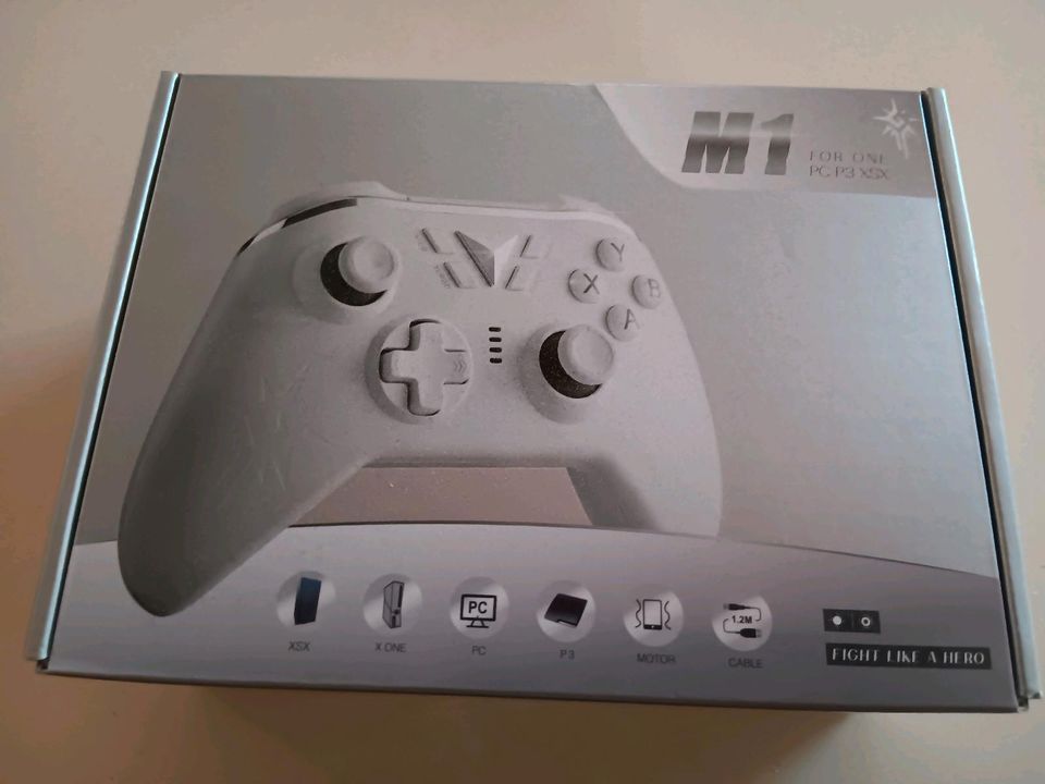 Controller für die X-Box in Stuttgart